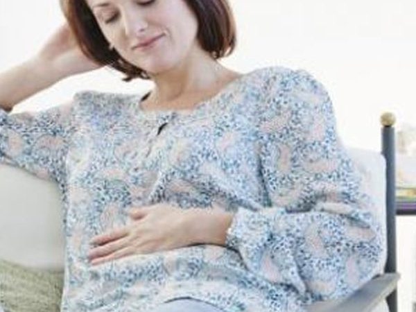 كيفية تناول غذاء صحي ومتوازن خلال فترة الحمل