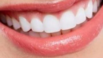 اهم الطرق الفعالة لاستخدام الملح في تبييض الاسنان